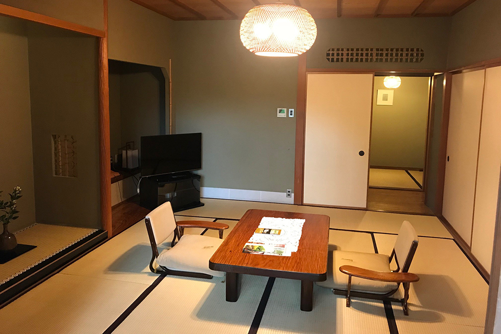 ishiskawa_japanese_room.3.jpg